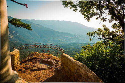 Экскурсии по крыму из Ялты 2023